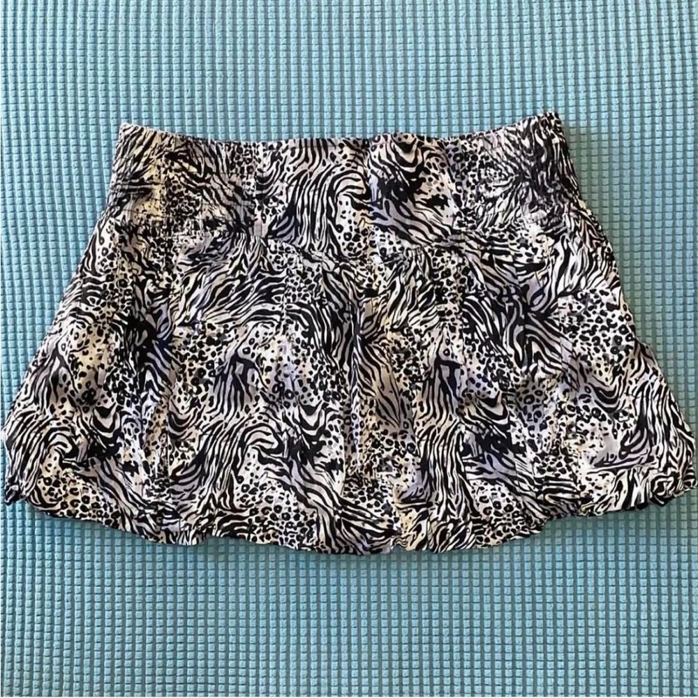 Stylish Black and White Zebra Print Skirt